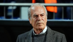 Altay'da teknik direktör Mustafa Denizli görevinden ayrıldı