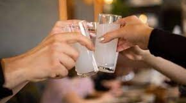 Bu akşam üzüntüden içerler 70'lik Rakı Fiyatı 233 TL'ye Çıktı:
