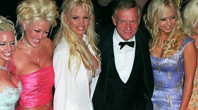 Playboy'un kirli tarihi: Reşit olmayan kızlar, 'Domuz Geceleri' ve kabus gibi bir malikâne...