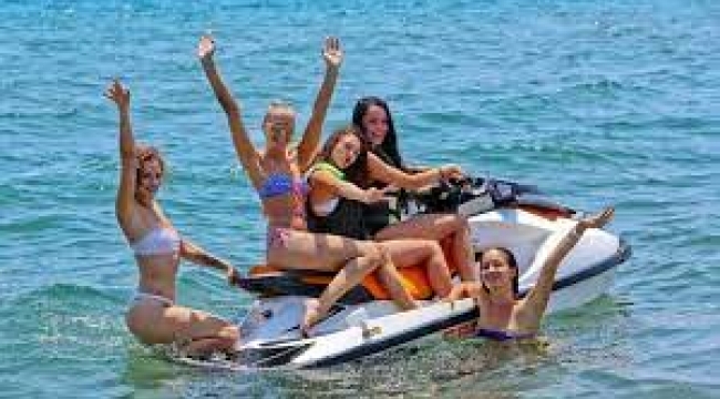 Tatil yerli turiste 2 misli daha pahalı olacak
