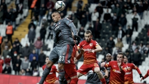 Beşiktaş Türkiye Kupası'ndan elendi: Kayserispor yarı finalist