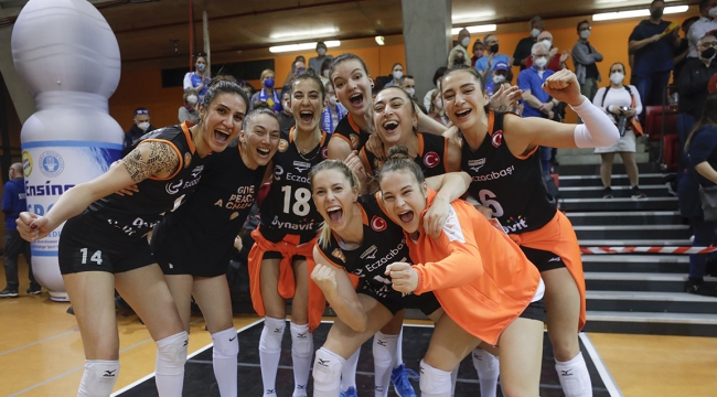 Eczacıbaşı, CEV Cup şampiyonu!