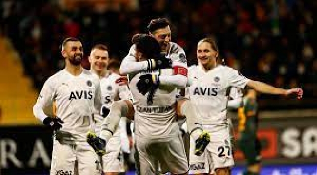 Fenerbahçe Alanyaspor'a FARK ATTI 5-2