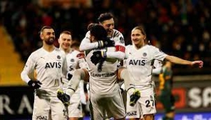 Fenerbahçe Alanyaspor'a FARK ATTI 5-2