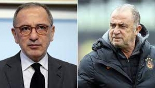 Fatih Altaylı'dan Terim için olay sözler: Kulaklardan fışkıran ego!