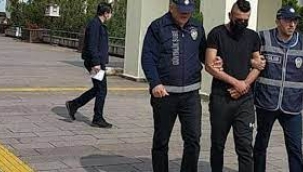 Türk Lirası ile dalga geçen yabancı uyruklu yakalandı