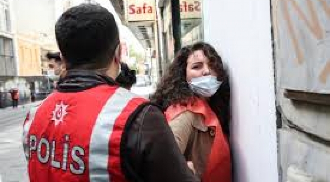 1 Mayıs'ta Taksim'e yürümek isteyen 130 kişi gözaltına alındı