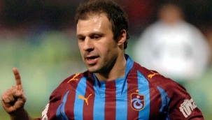 Trabzonspor'un simge isimlerinden birisi olan Gökdeniz Karadeniz şampiyonluk kutlamalarına davet edilmediğini açıkladı