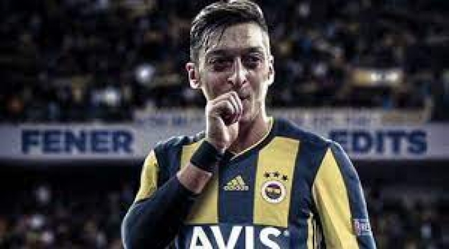 Mesut Özil cephesinden flaş sözleşme açıklaması!