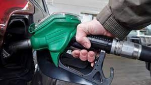 Benzine indirim geldi...