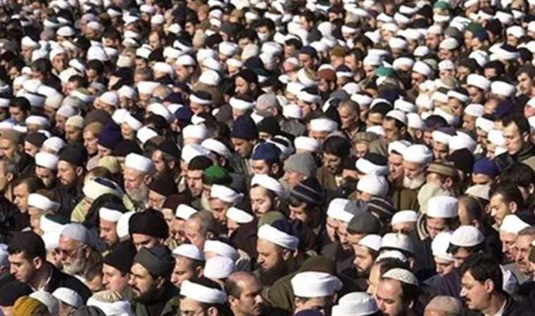 Holdingleşen Tarikatlar Dinin ticari yapıları