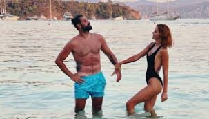 Volkan Demirel'in Eşi Zeynep Sever Bikinili Pozuyla Yürek Hoplattı!