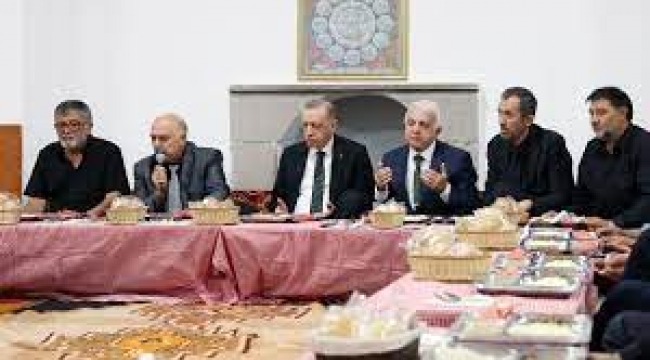 Erdoğan'dan cemevinde iftar