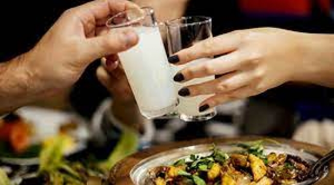 Rakıya Akıl almaz Zam: Rakı 600 Lirayı Geçti! 
