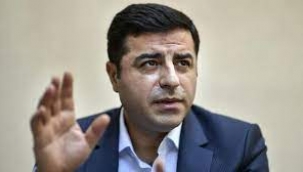 Selahattin Demirtaş: Mersin'deki saldırıyı kınıyorum; demokratik siyasette ısrarcı olun