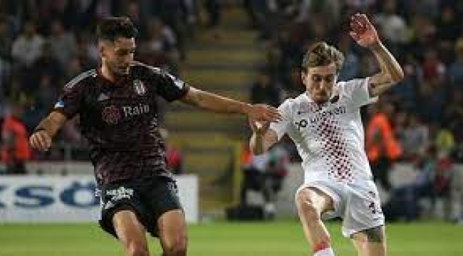 Beşiktaş 90'da yıkıldı