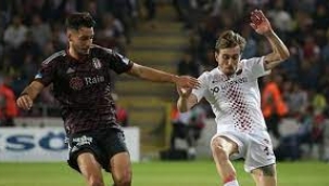 Beşiktaş 90'da yıkıldı