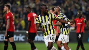 Fenerbahçe, Rennes karşısında 3-0'dan geri döndü; liderliğini sürdürdü!