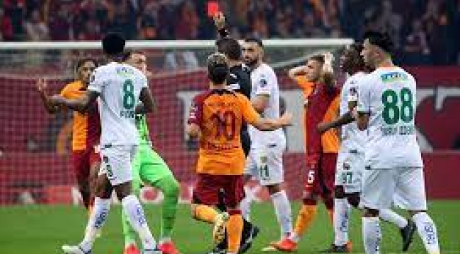 PFDK'dan Galatasaray'a ceza yağmuru
