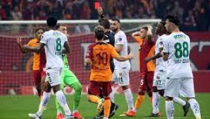 PFDK'dan Galatasaray'a ceza yağmuru