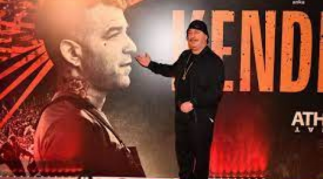 'Kendi Yolumda' filminin galasına ünlüler akın etti...