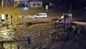 Antalya'nın iki ilçesinde sel felaketi: 