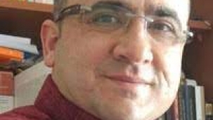  FATİH BATI'DAN DİZİ DÜNYASINA FAST FOOD BENZETMESİ
