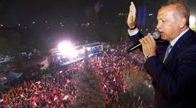 Erdoğan en sert balkon konuşmasını yaptı