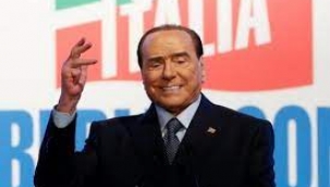Siyaset, medya, futbol, seks: Berlusconi'nin bitmeyen iktidar arzusu
