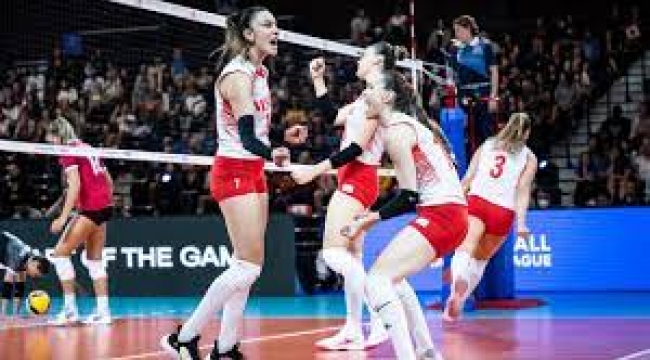 Filenin Sultanları'nın parlayan yıldızı İlkin Aydın'ın pozlarına beğeni yağdı!