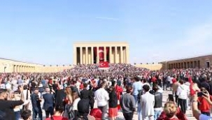 Anıtkabir'de 100'üncü yıl coşkusu