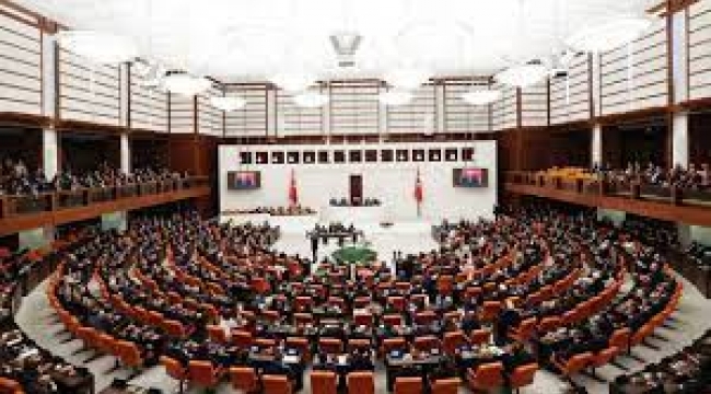 Irak ve Suriye tezkeresi Genel Kurul'da kabul edildi