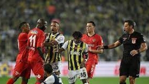 Spor yazarları, Fenerbahçe'nin galibiyetini değerlendirdi