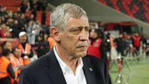 Beşiktaş Teknik Direktörü Santos, istifa sorusuna yanıt verdi