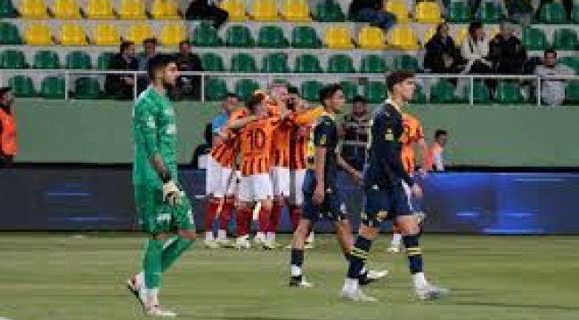 Spor yazarları Fenerbahçe'nin sahadan çekilmesini yorumladı