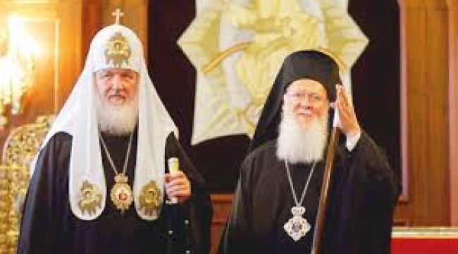 Fener Rum Patrikhanesi tartışmasına Ruslar da girdi: Kilise savaşları...