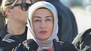 Ayşe Ateş: Bildiğim hiçbir şeyin sır kalmasını istemiyorum