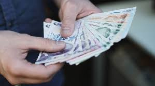 Bir emeklinin, maaşının yükseldiği gün düşündükleri…