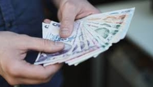 Bir emeklinin, maaşının yükseldiği gün düşündükleri…
