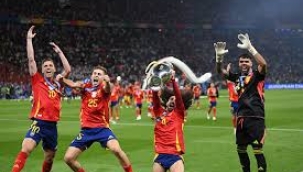 EURO 2024'ün şampiyonu İspanya