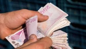Emeklinin zam farkı bugün hesaplara yatıyor: Kim ne kadar alacak?