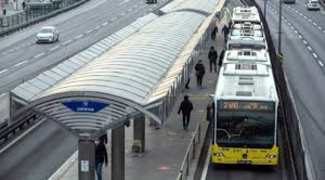 Metrobüs hattında bazı duraklar devre dışı kalıyor!