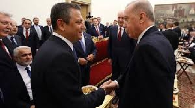 Roller tersine döndü, Erdoğan'la Özgür Özel sanki yer değiştirdiler