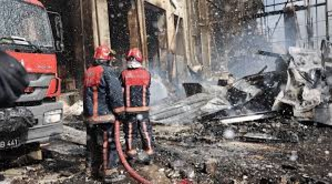 Sakarya'da makarna fabrikasında patlama: Altısı ağır 30 yaralı