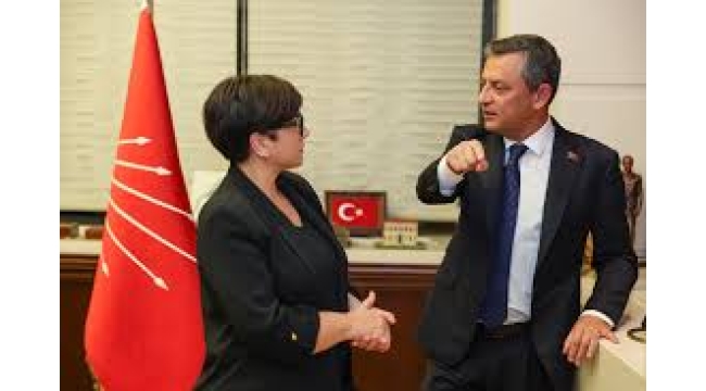 Bahçeli, Erdoğan'ın ya elini rahatlatmak ya da önünü kesmek istiyor
