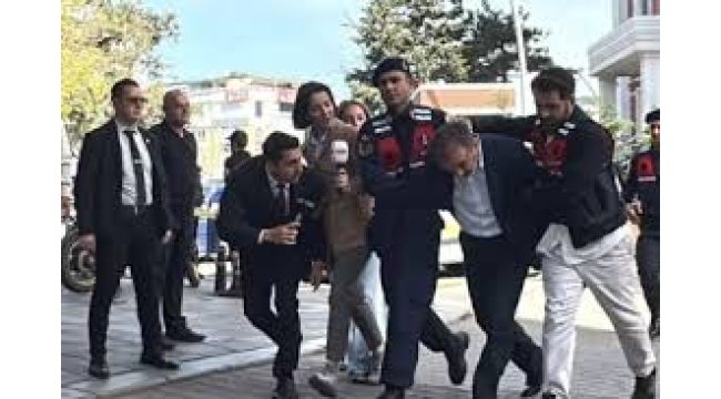 Bebek katillerini soruşturan ve tehdit edilen cesur savcı fotoğraf karesinde