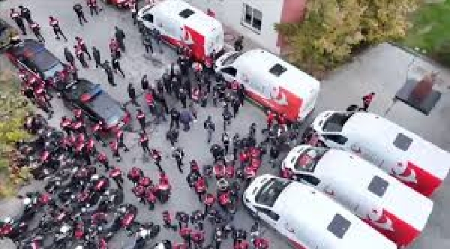 Esenyurt'ta 'Kalkan-29' operasyonunda 242 kaçak göçmen yakalandı.