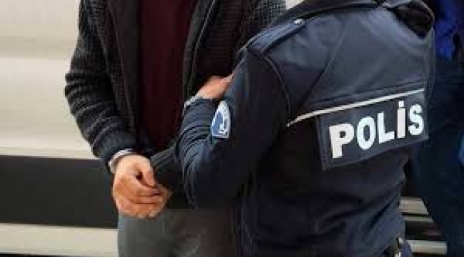 Gazetecilere "Yenidoğan çetesi" gözaltısı
