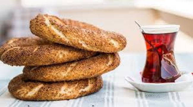 Gürsel Tekin'den çay-simit eleştirisi