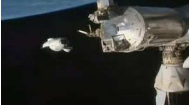 Dünyaca ünlü kahinin tüyler ürperten 2025 kehaneti